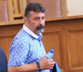 Трябва да сложим точка на това постоянно говорене и то